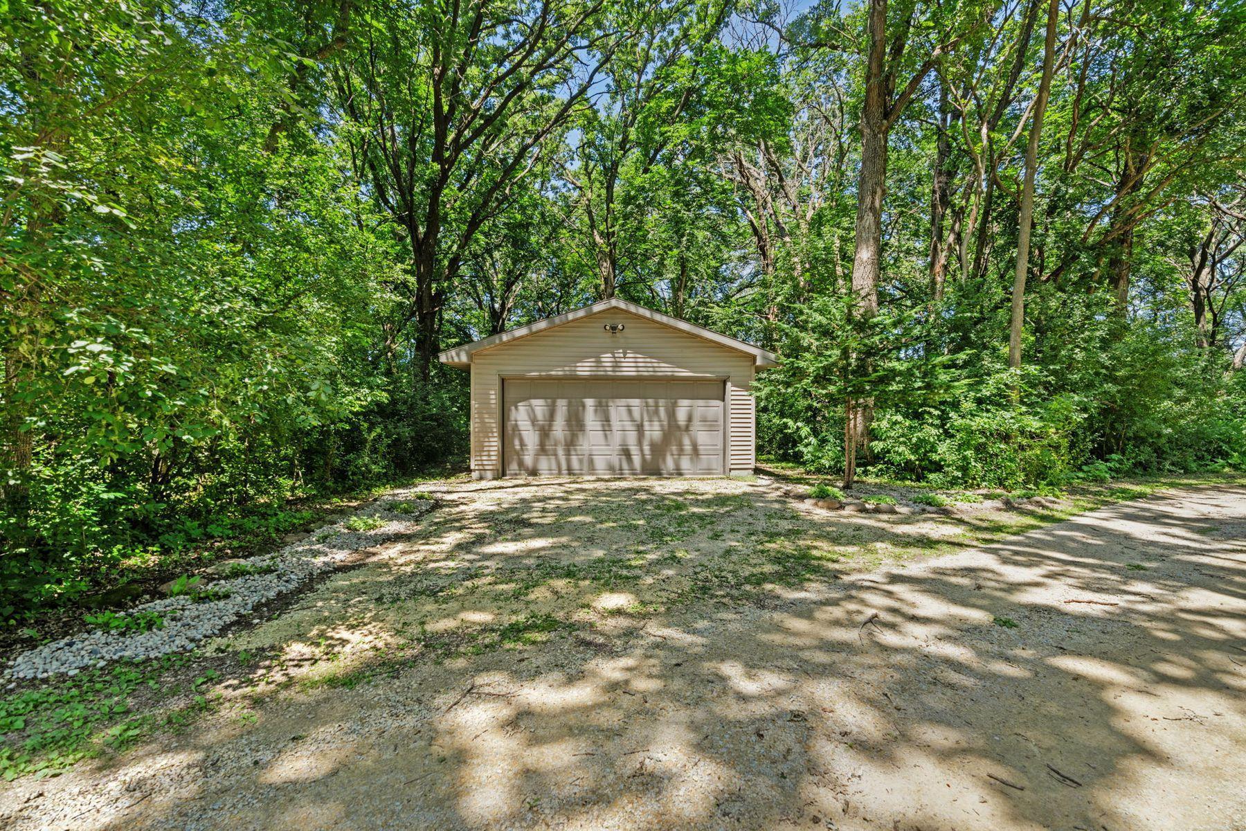 6 Deer Ridge Road