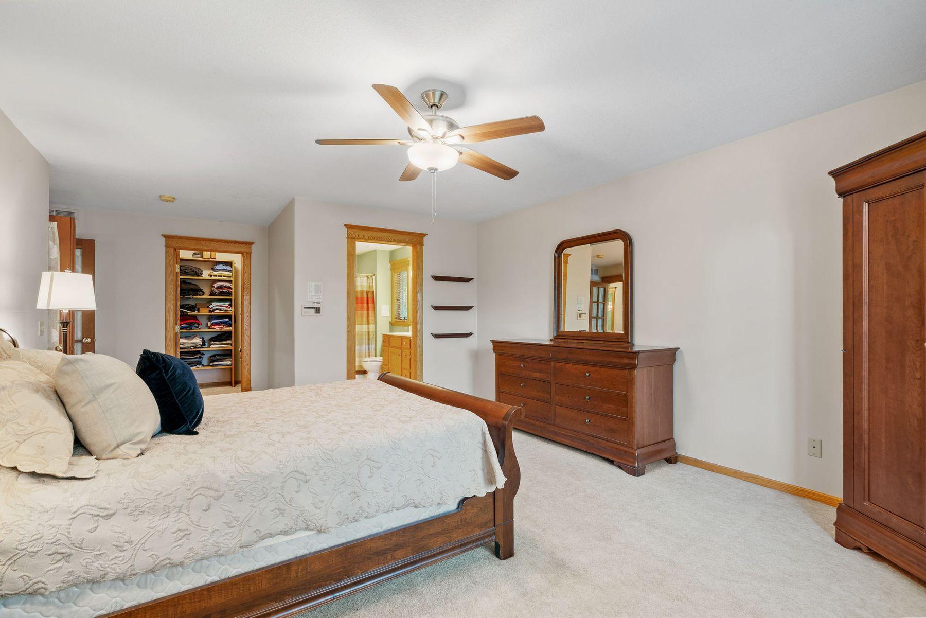 6 Deer Ridge Road
