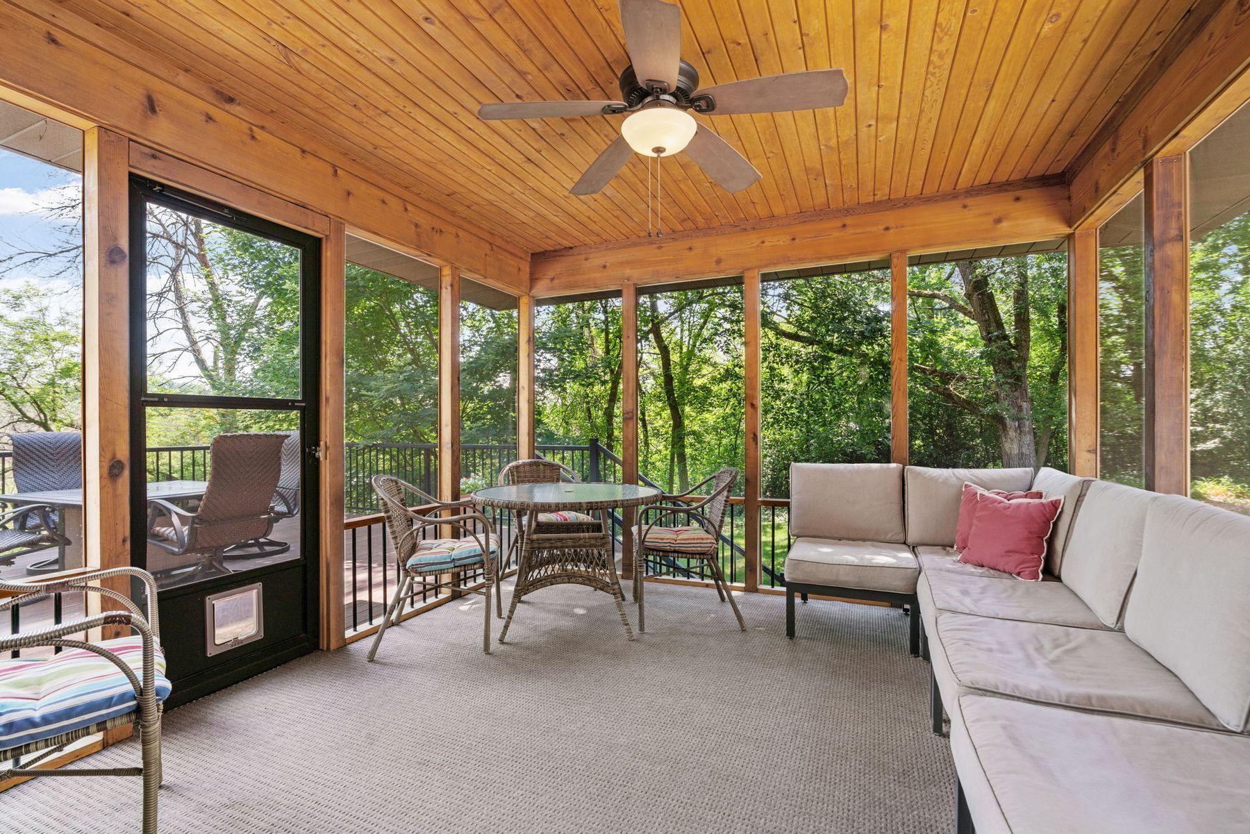 6 Deer Ridge Road