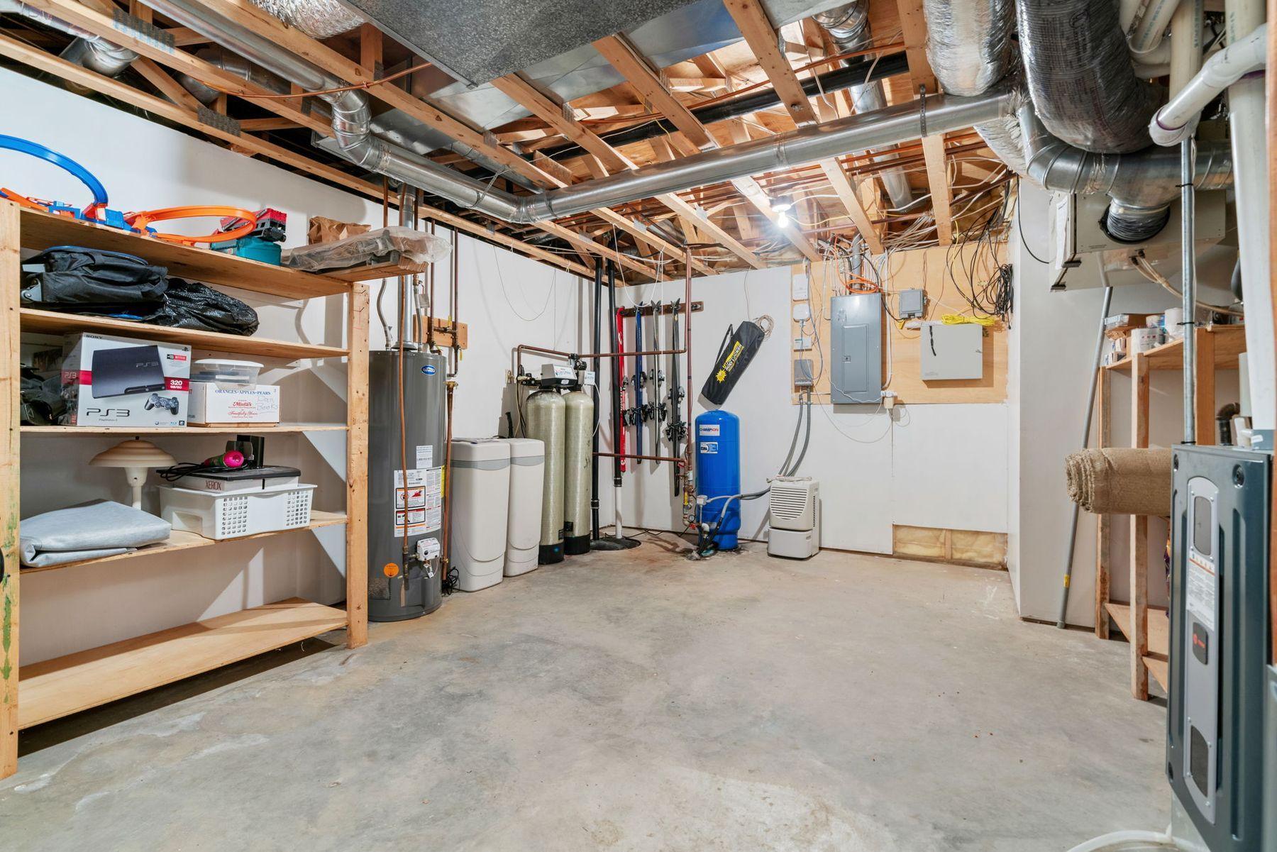 6 Deer Ridge Road