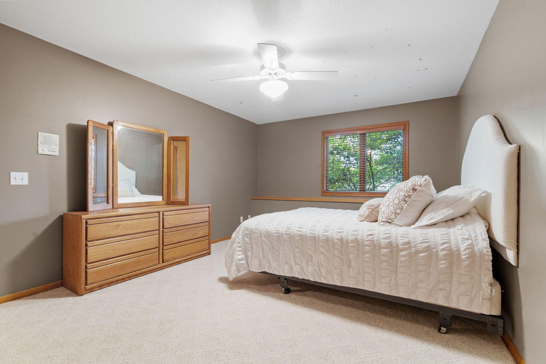 6 Deer Ridge Road