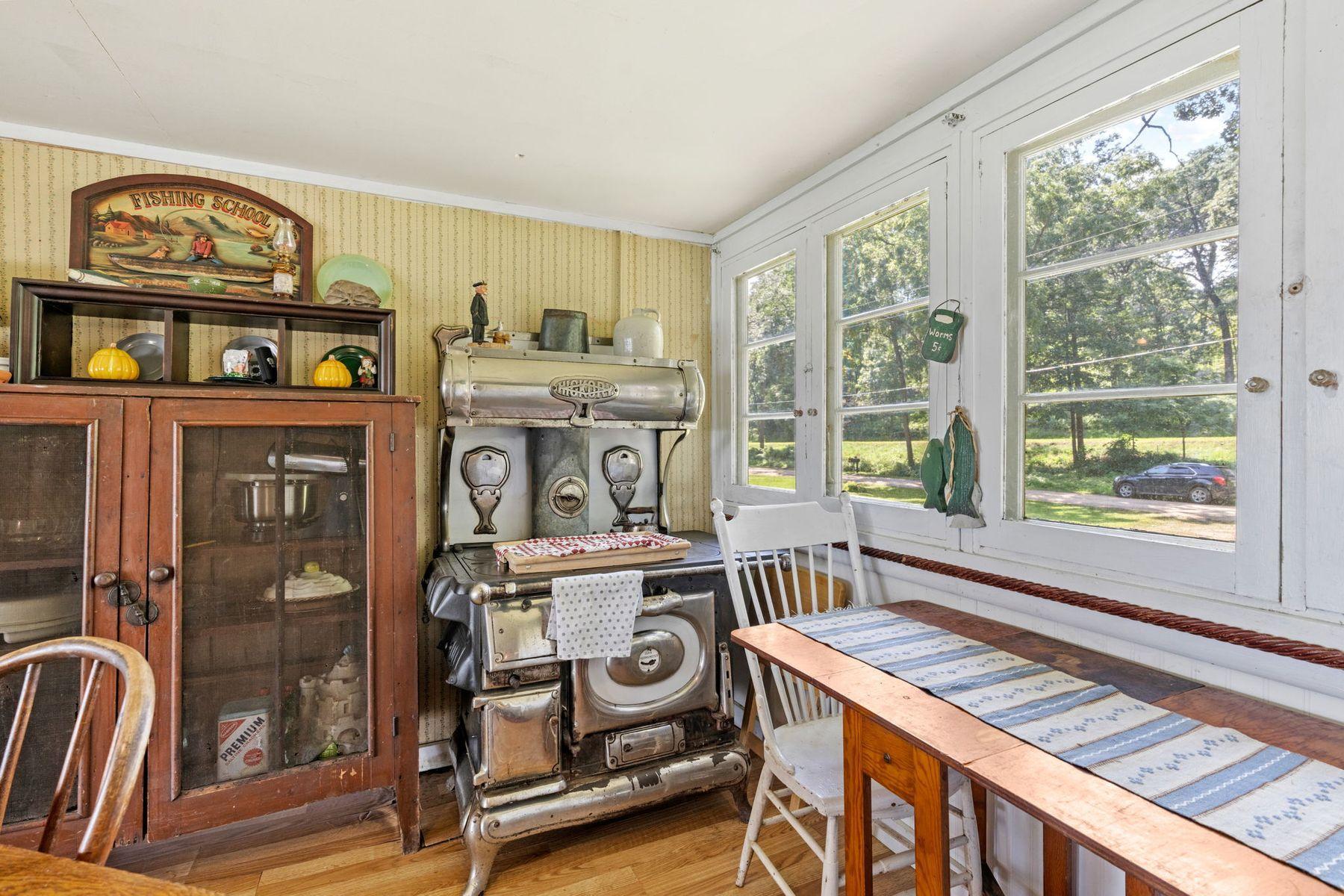 29430 Lake Avenue Way