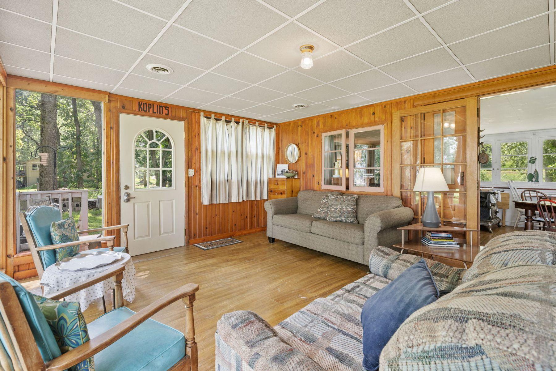 29430 Lake Avenue Way