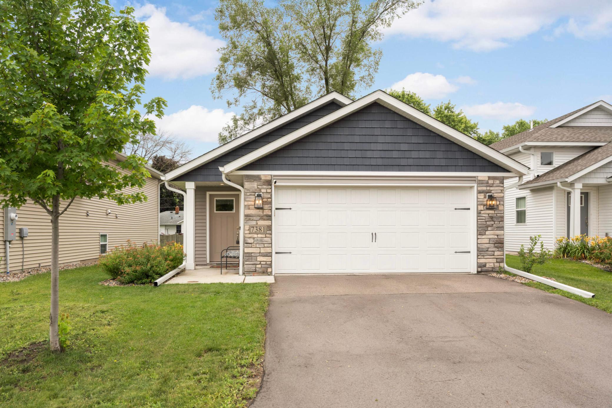 7381 Degrio Way