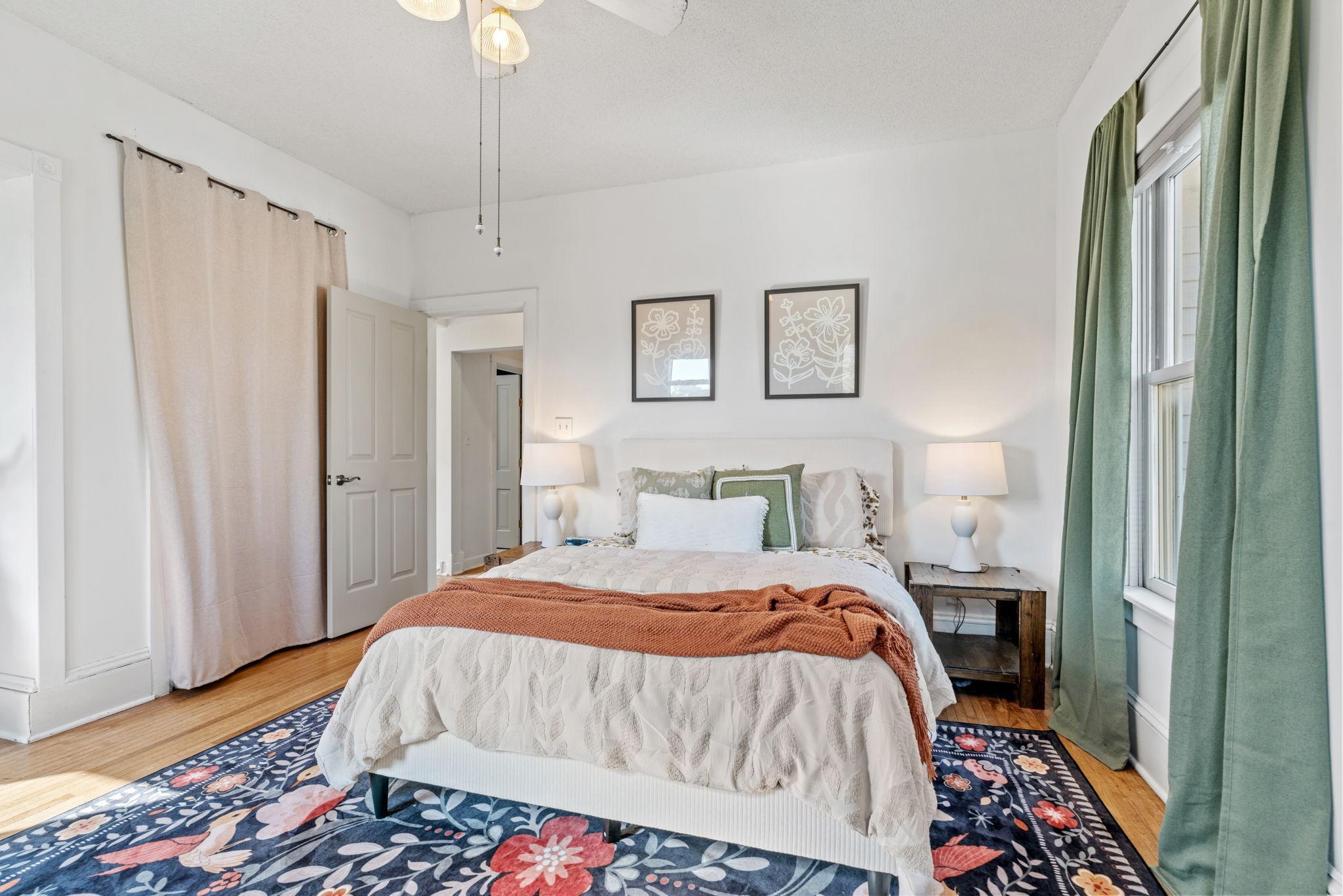 216 2nd Street SW