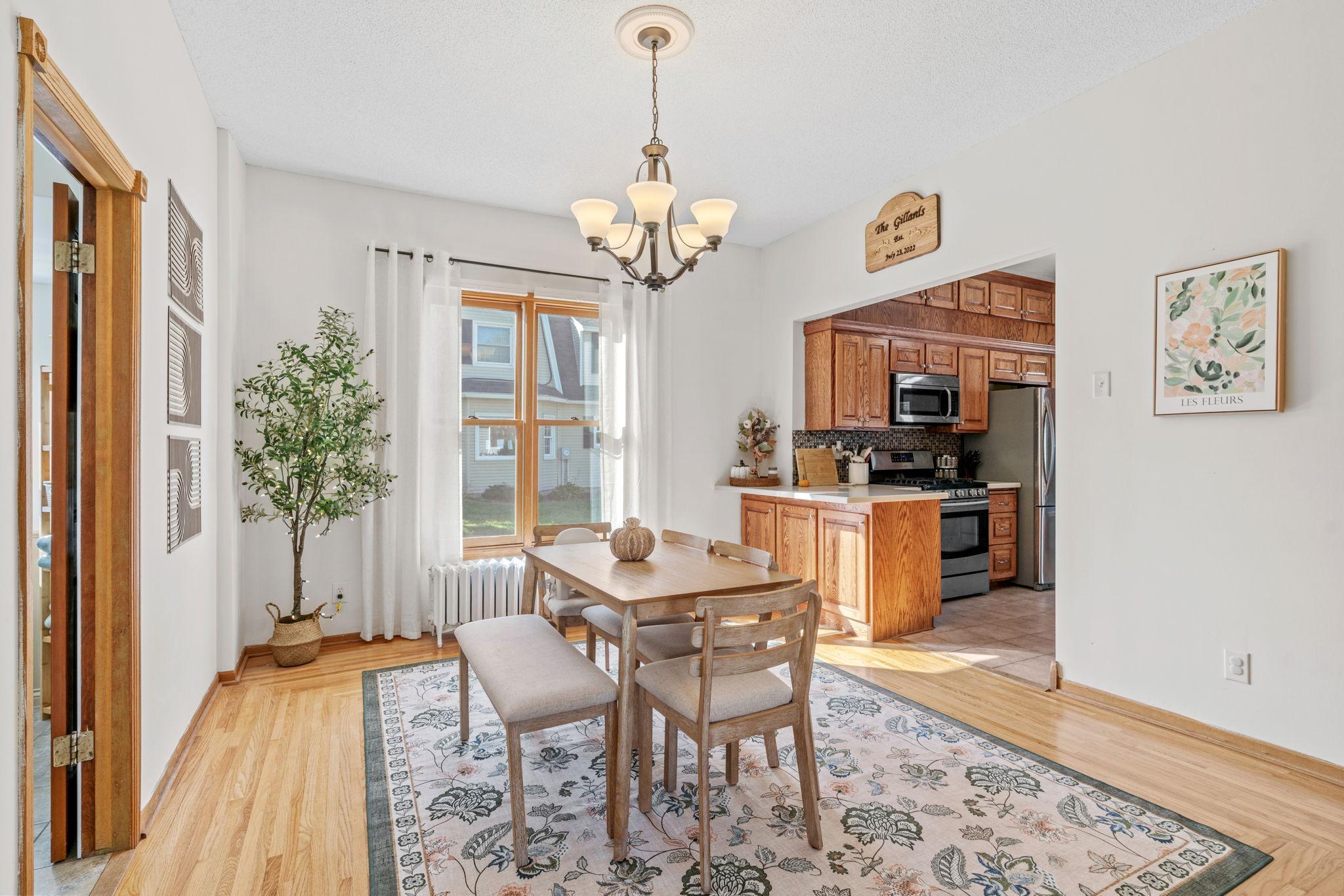216 2nd Street SW