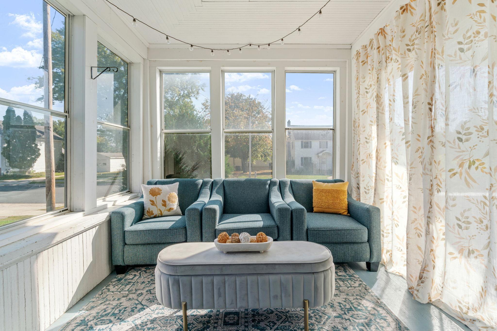 216 2nd Street SW