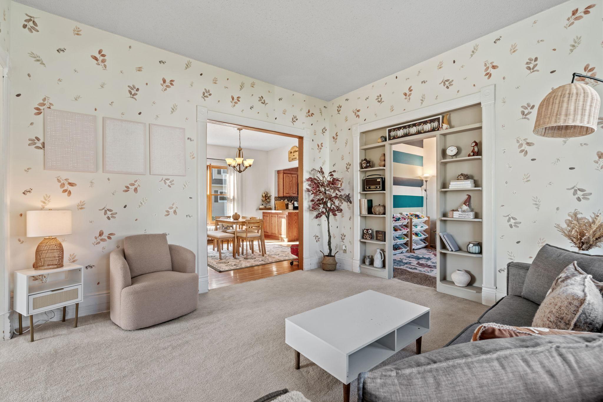 216 2nd Street SW