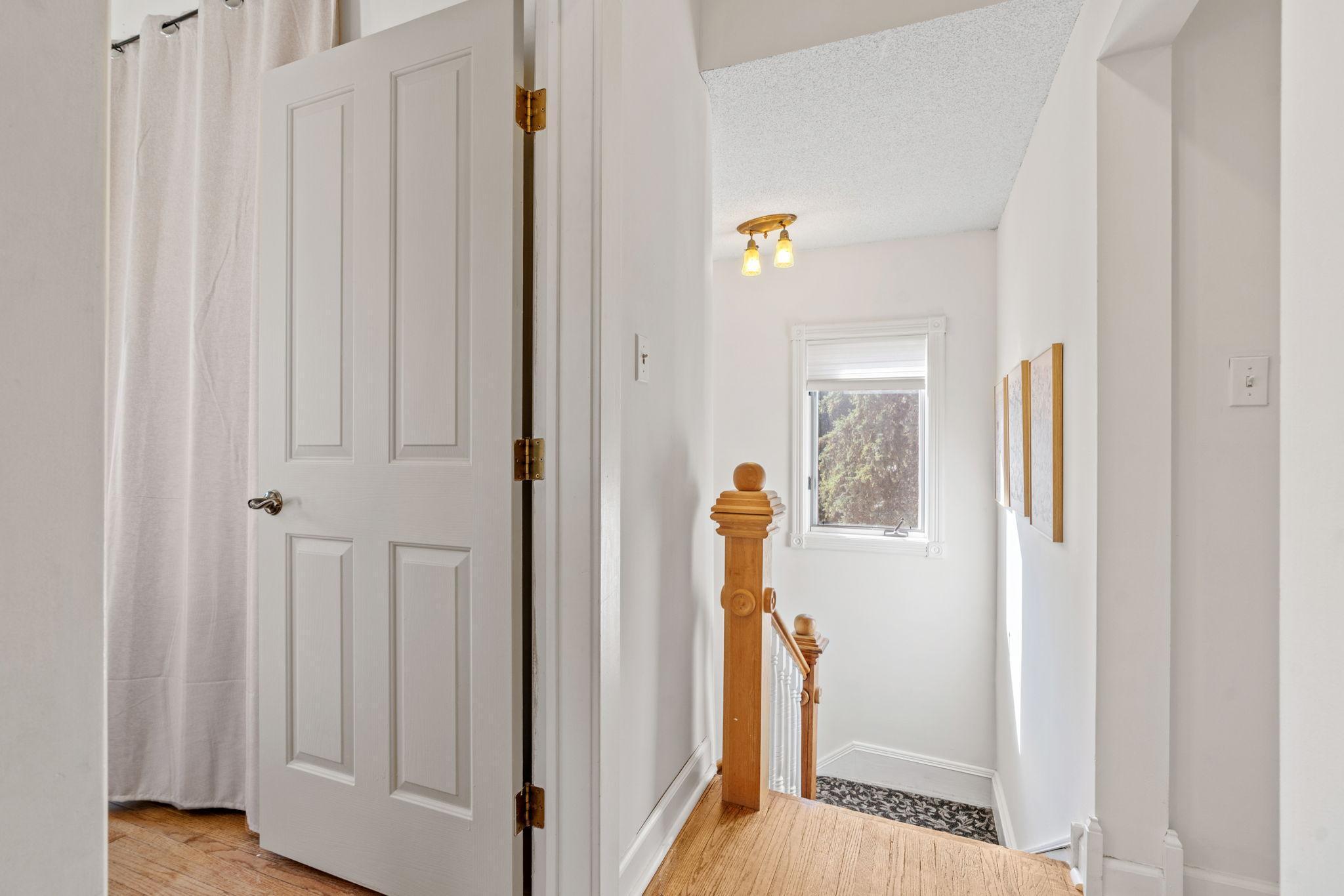 216 2nd Street SW