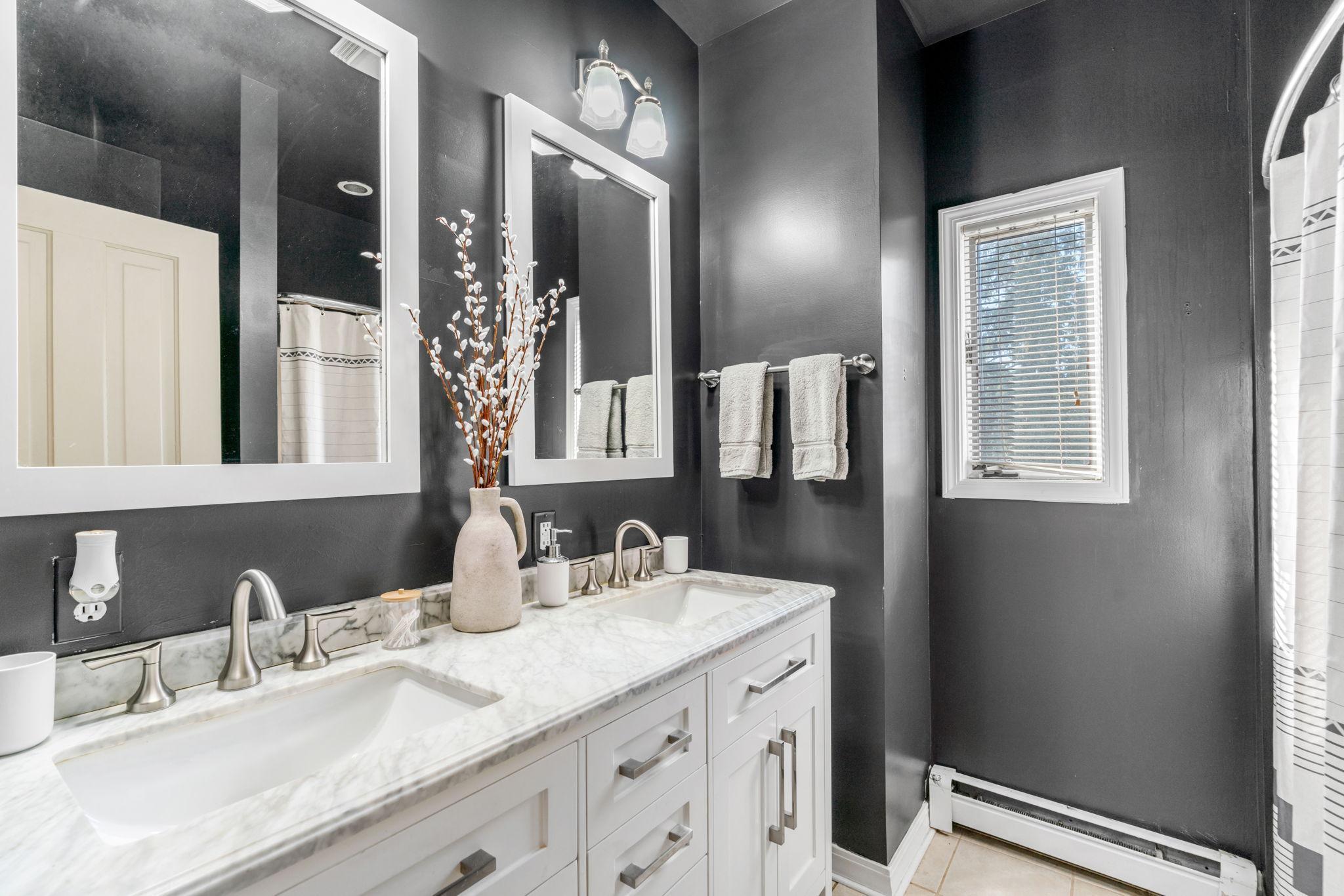 216 2nd Street SW