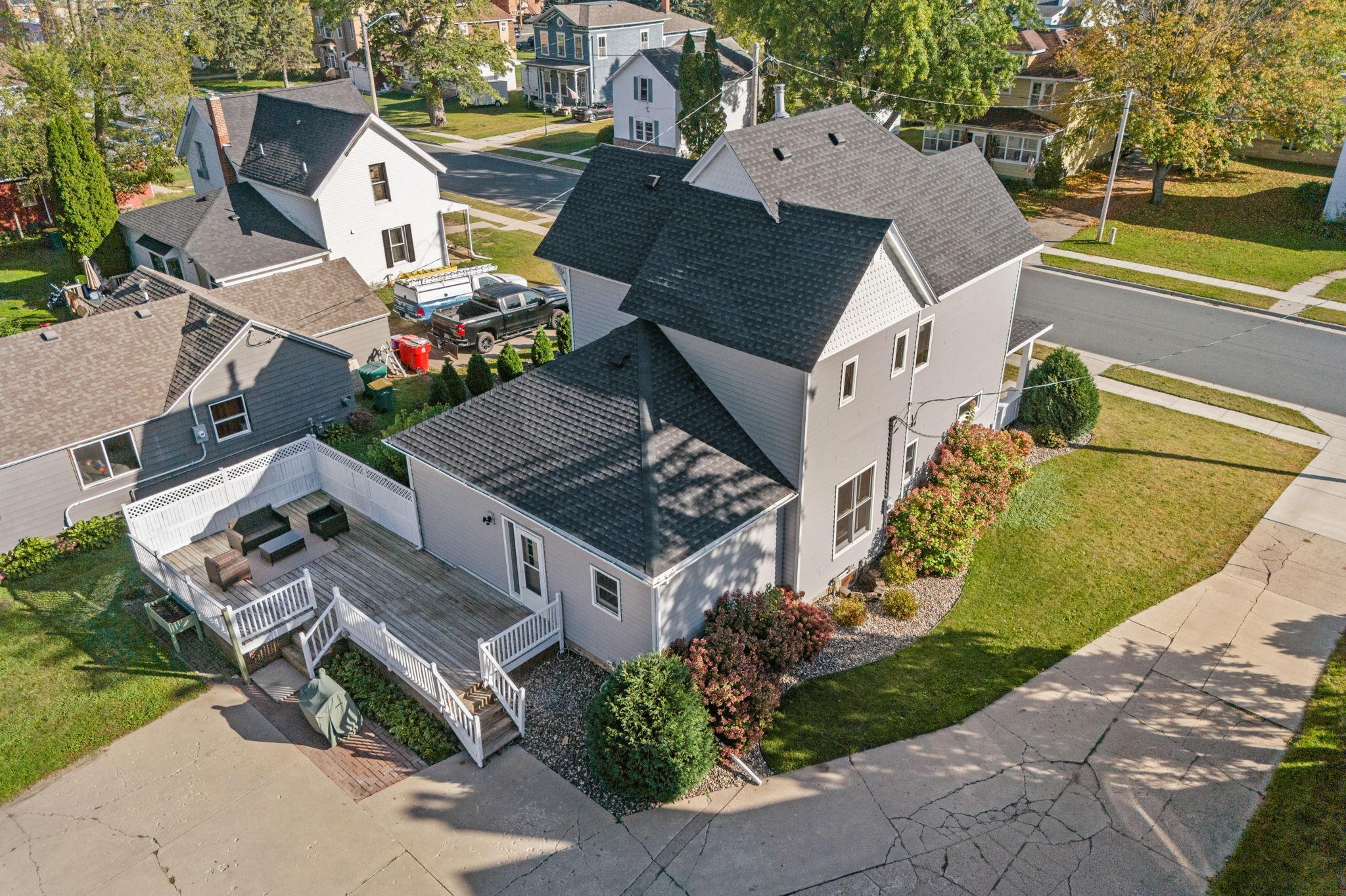 216 2nd Street SW
