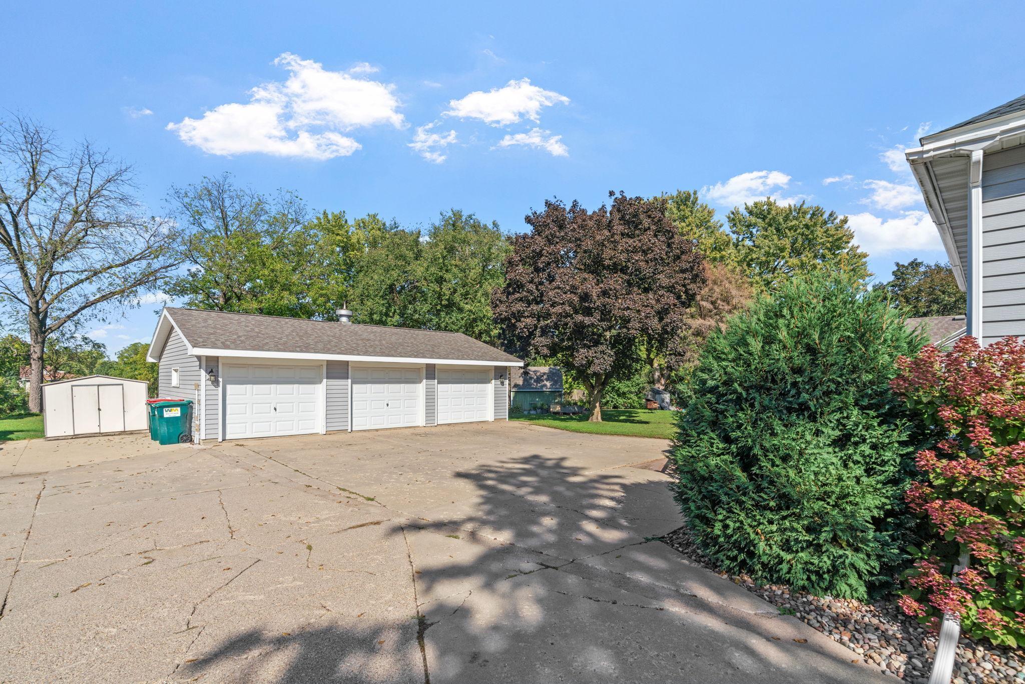 216 2nd Street SW