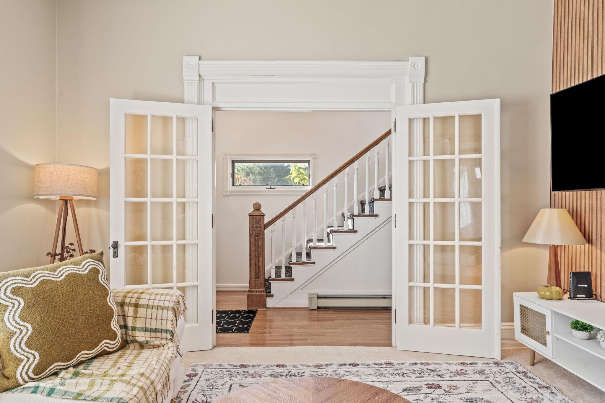 216 2nd Street SW