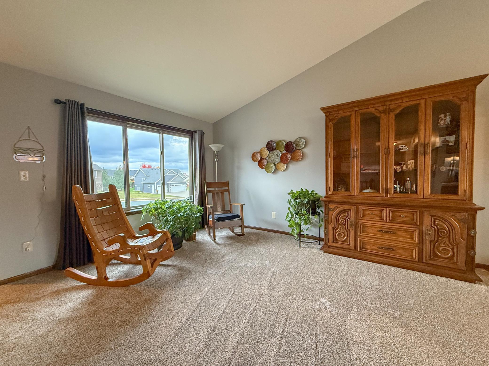 314 Keystone Drive NE