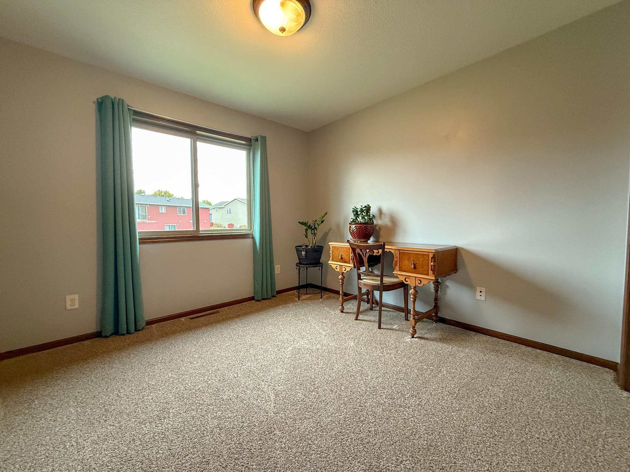 314 Keystone Drive NE