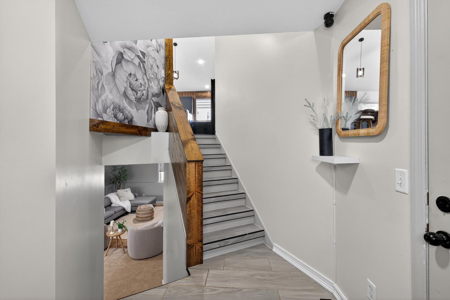 212 Keystone Drive NE