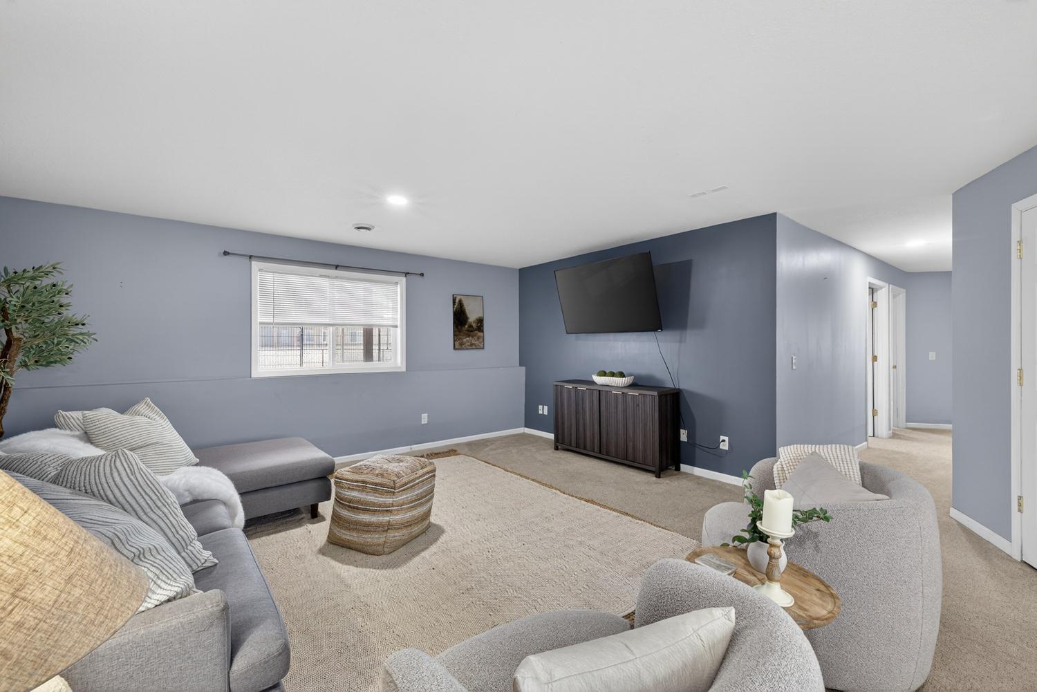 212 Keystone Drive NE