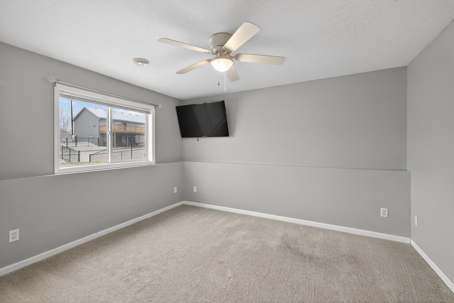 212 Keystone Drive NE