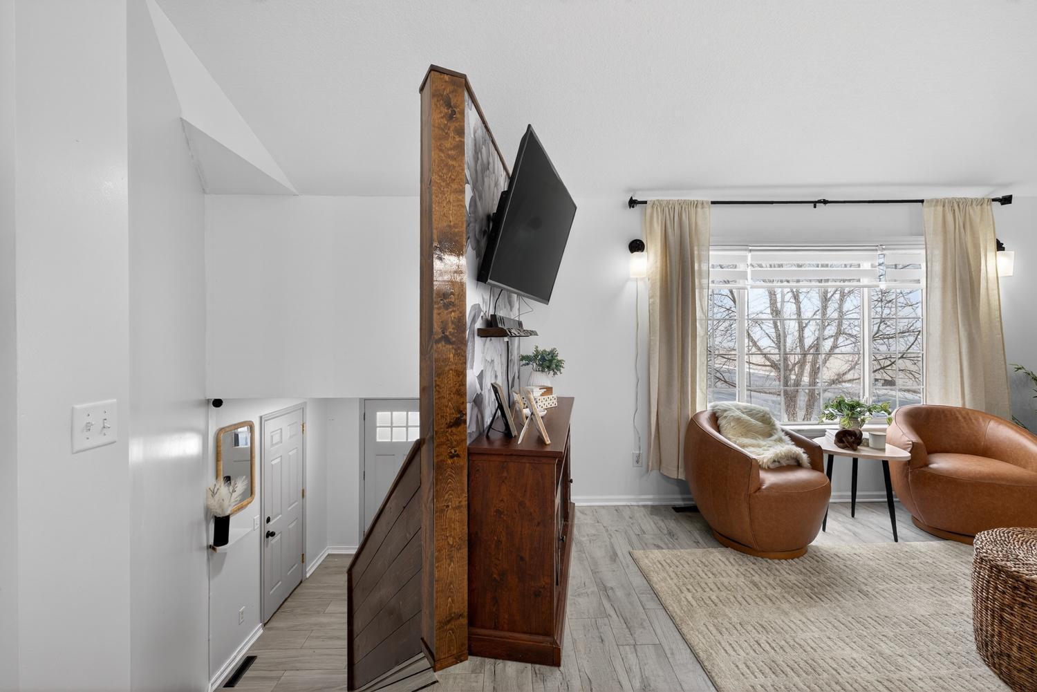 212 Keystone Drive NE