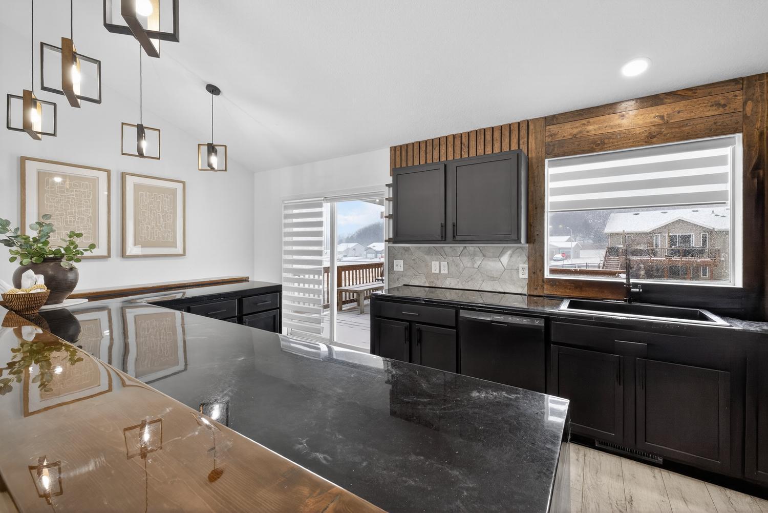 212 Keystone Drive NE