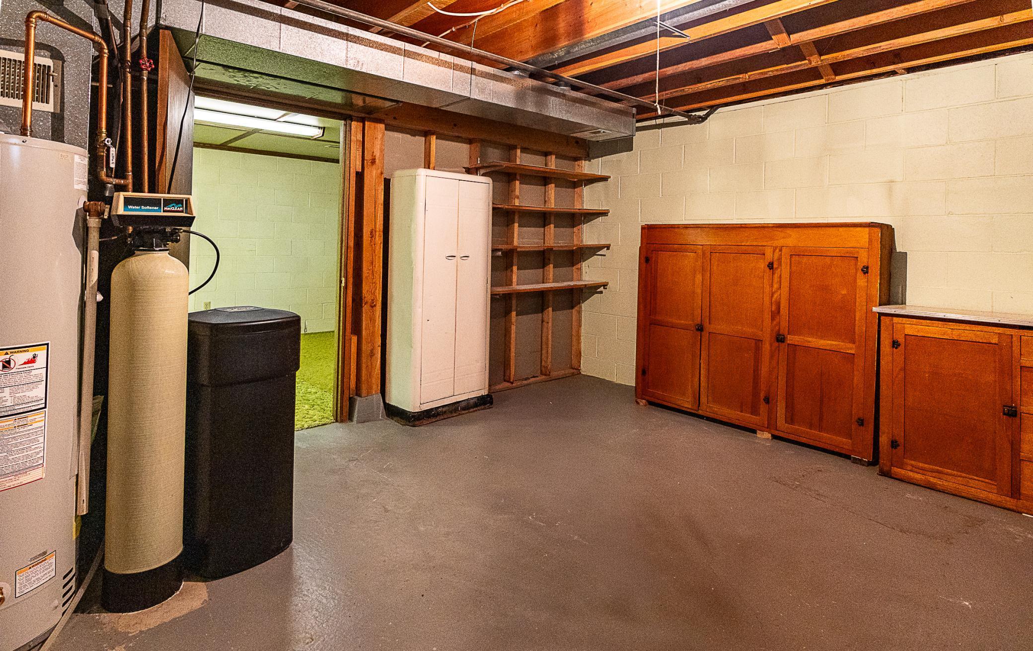 1052 Pine Grove Lane