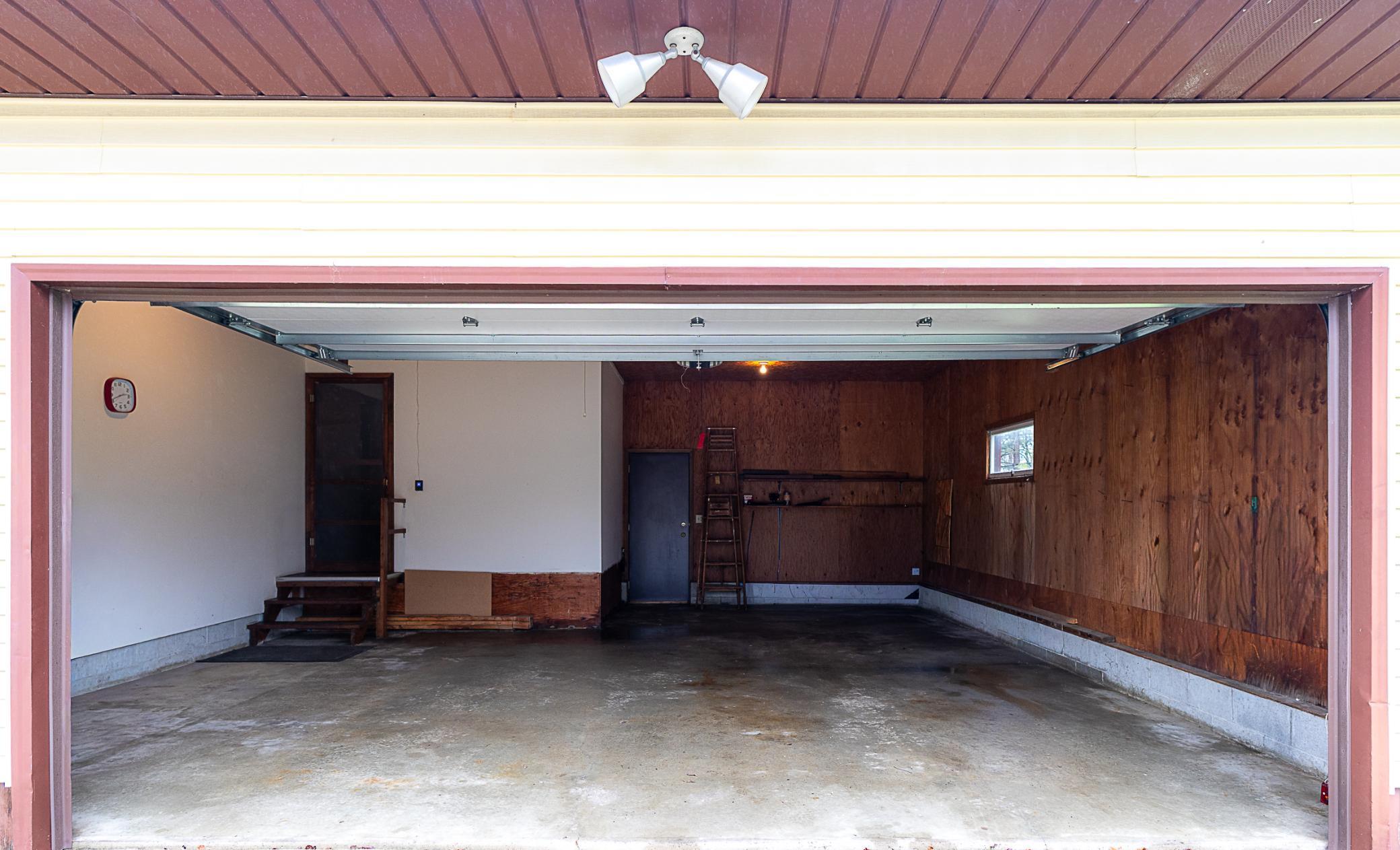 1052 Pine Grove Lane