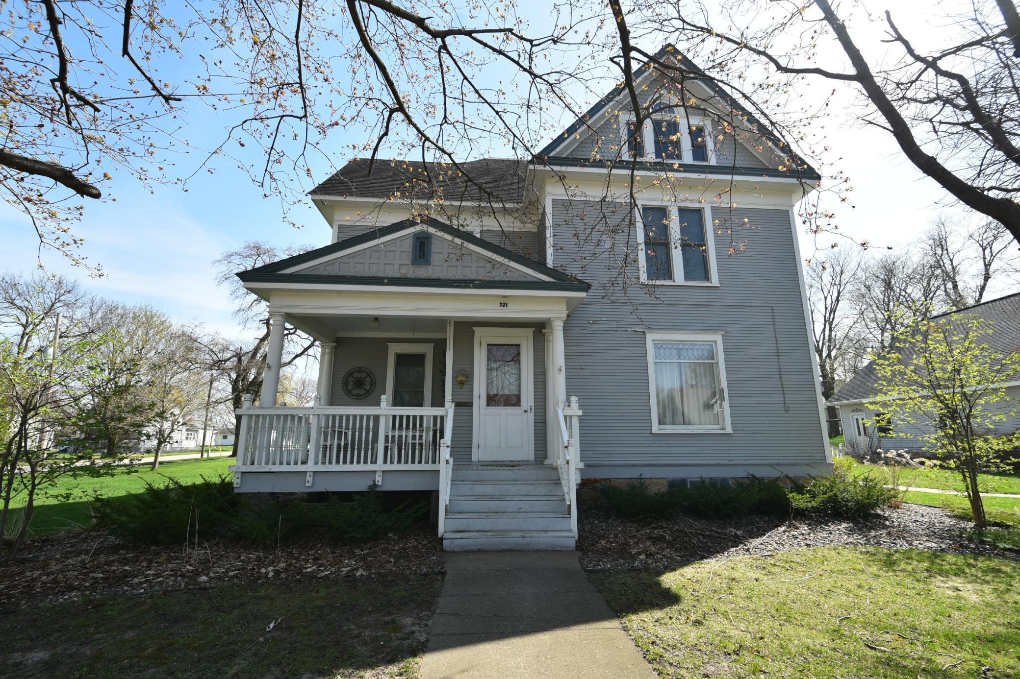 721 W 3rd Street