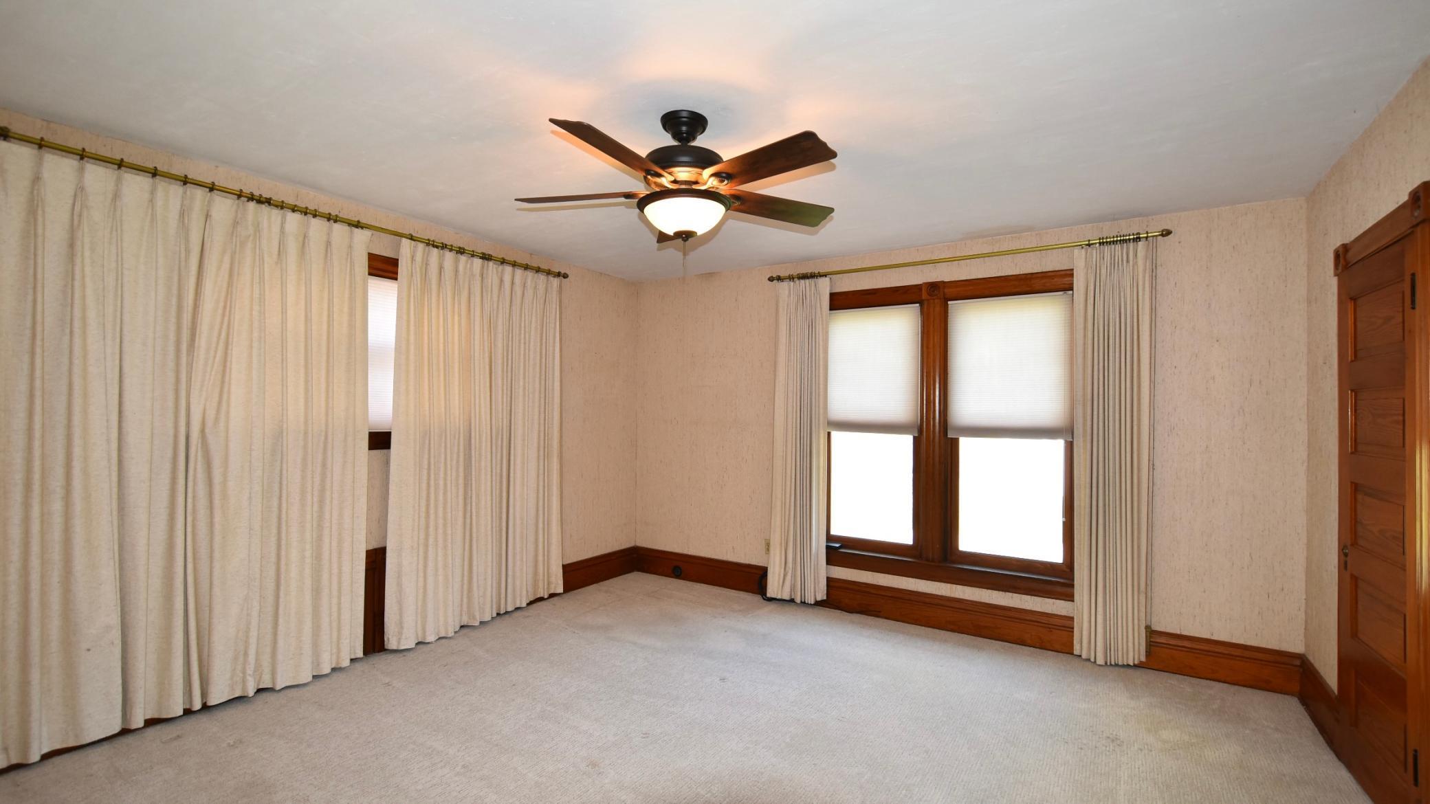 721 W 3rd Street