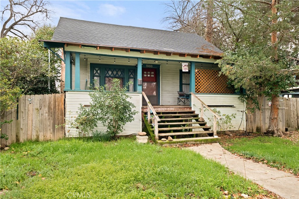 1530 Oleander Avenue