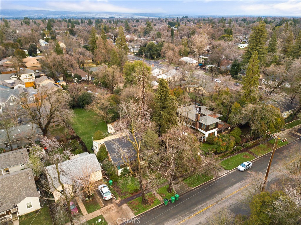 1530 Oleander Avenue