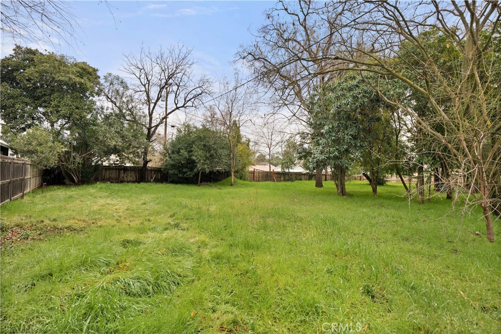 1530 Oleander Avenue