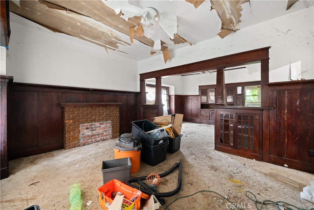 1530 Oleander Avenue