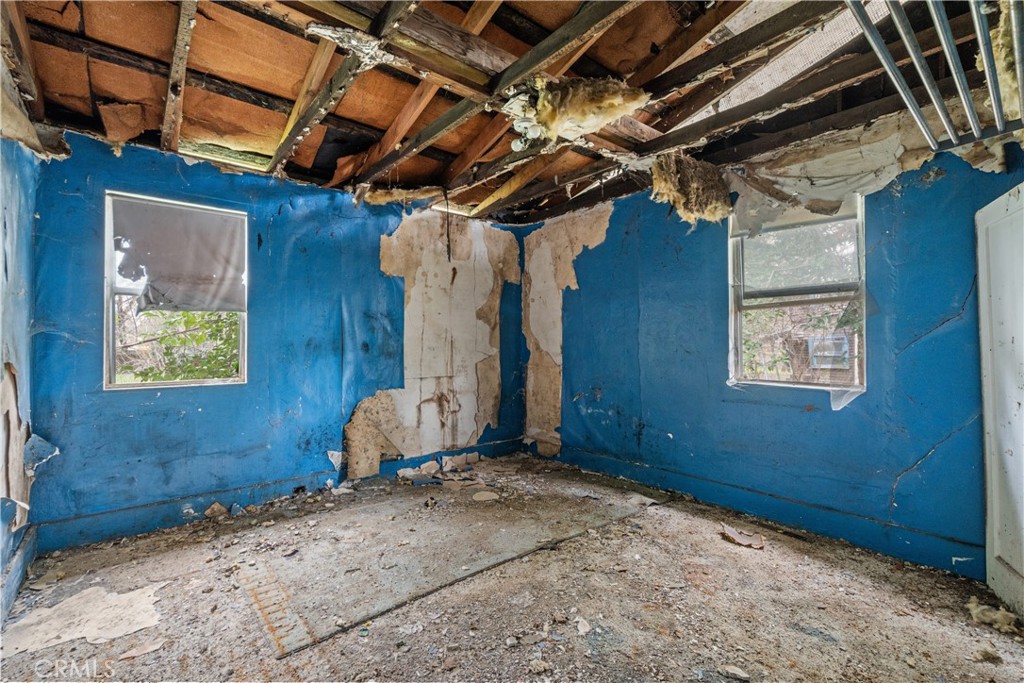 1530 Oleander Avenue