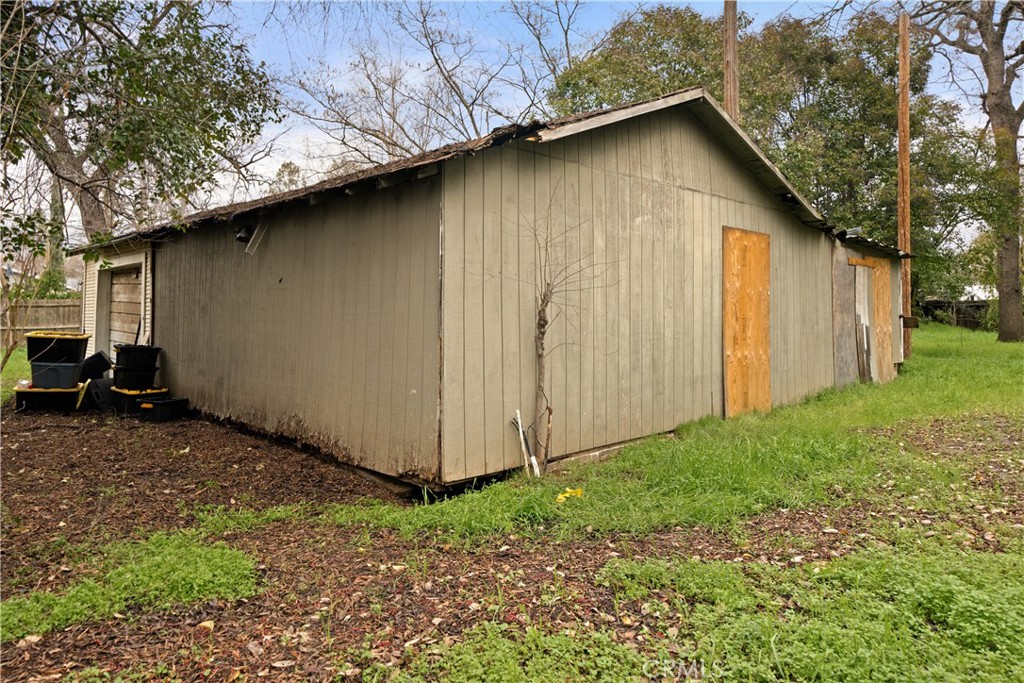 1530 Oleander Avenue