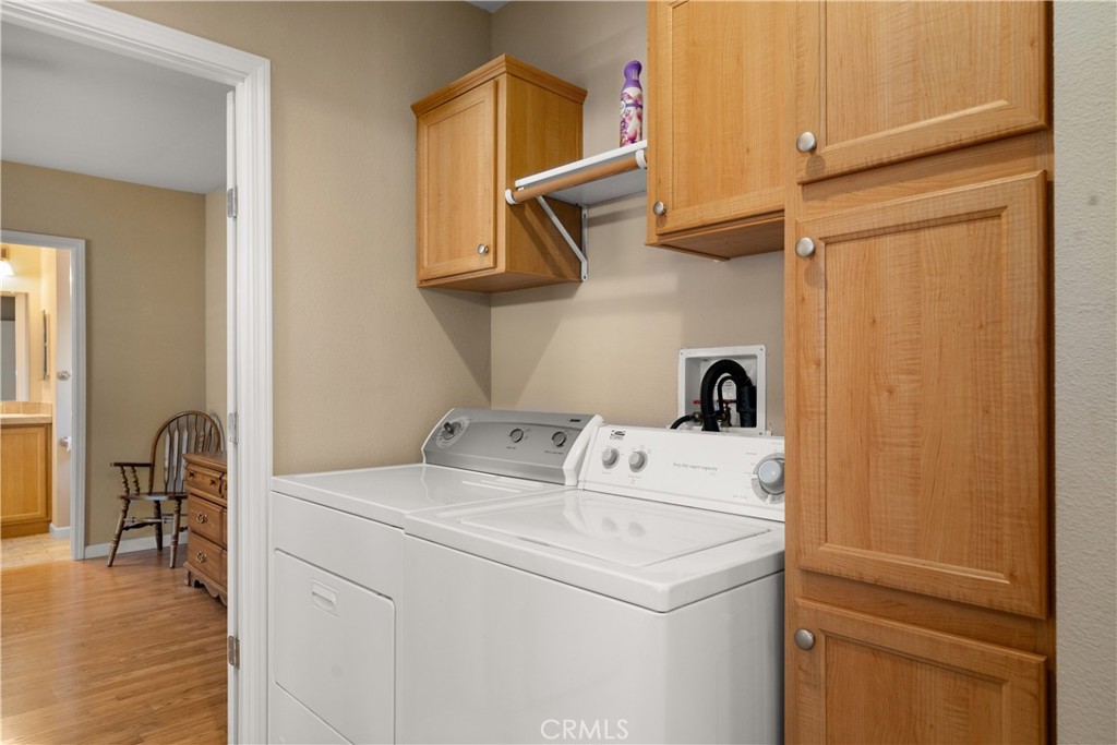 7043 State Highway 32 3