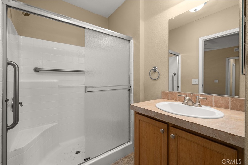 7043 State Highway 32 3