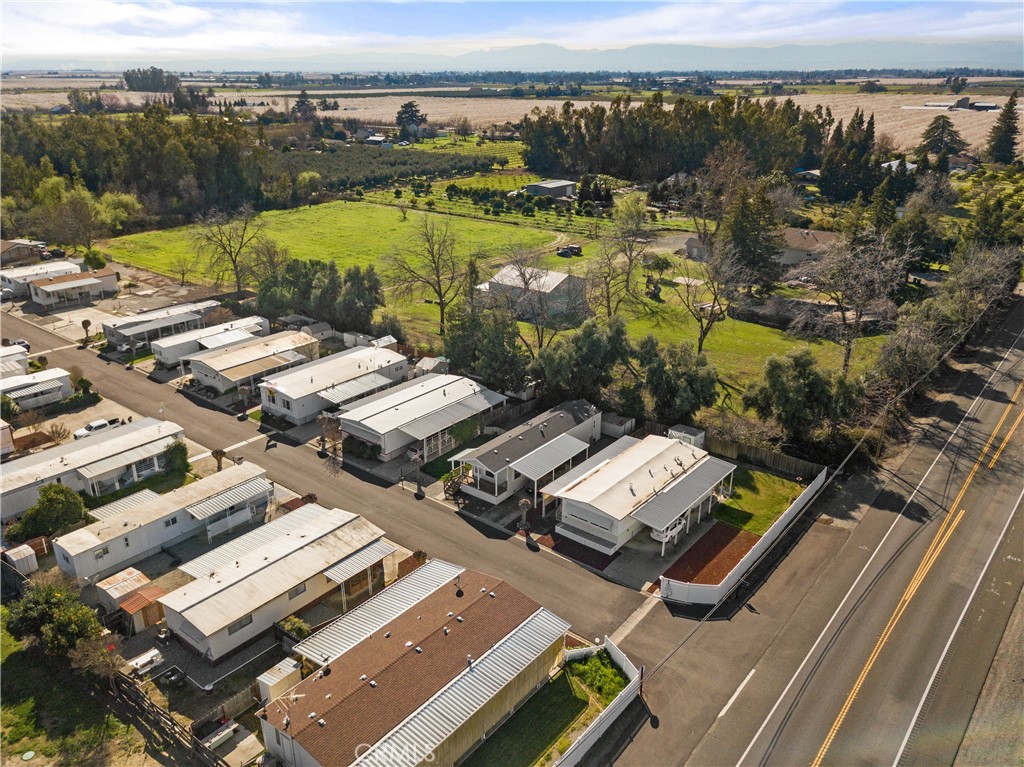 7043 State Highway 32 3