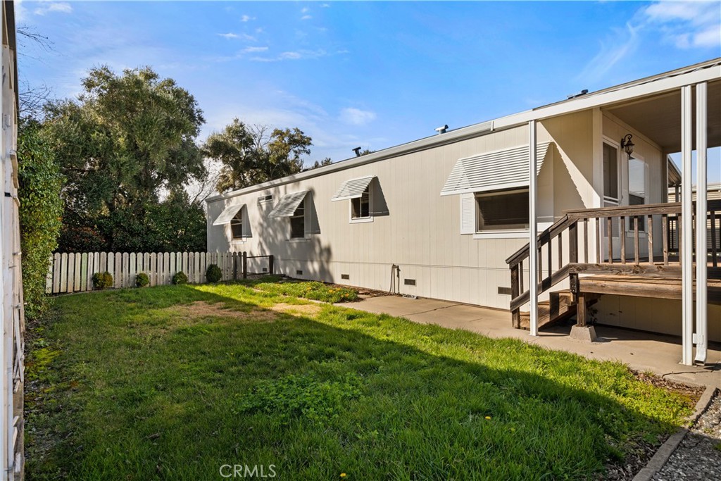 7043 State Highway 32 3