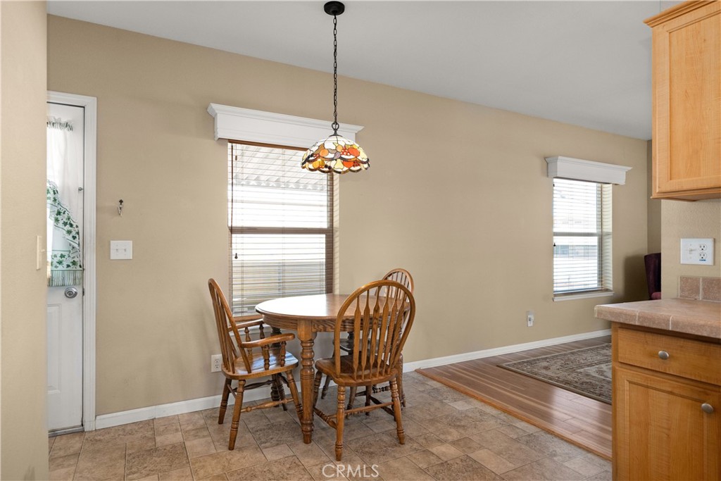 7043 State Highway 32 3