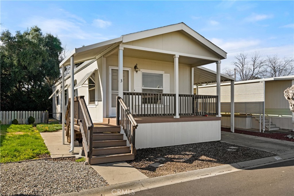 7043 State Highway 32 3