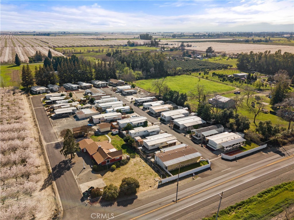 7043 State Highway 32 3