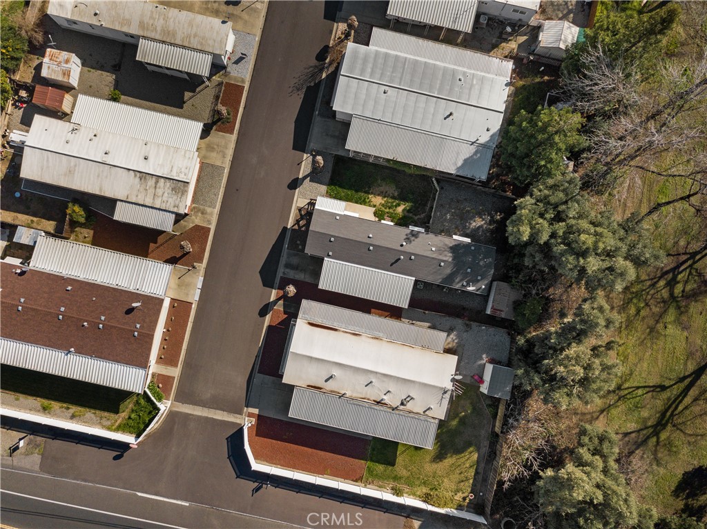 7043 State Highway 32 3