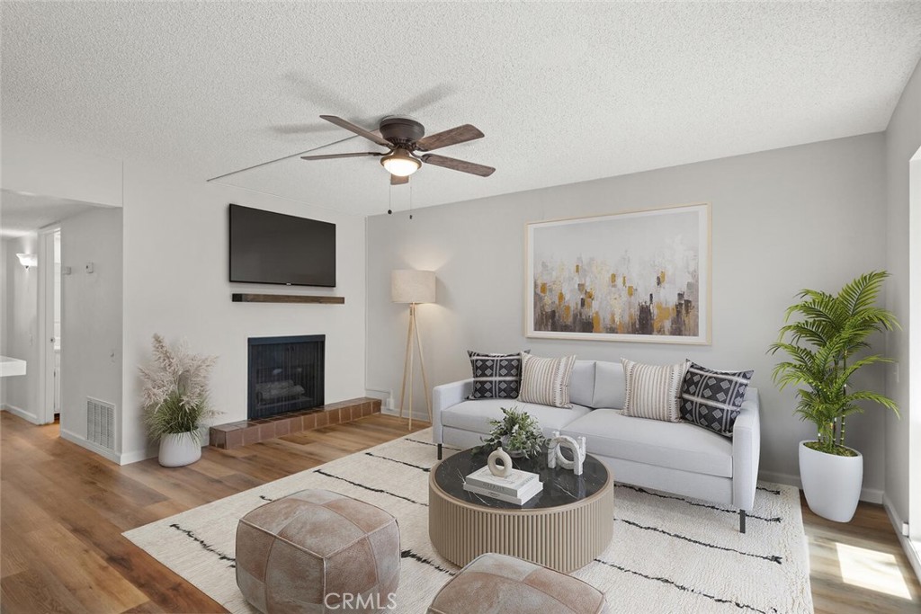 555 Vallombrosa Avenue 55