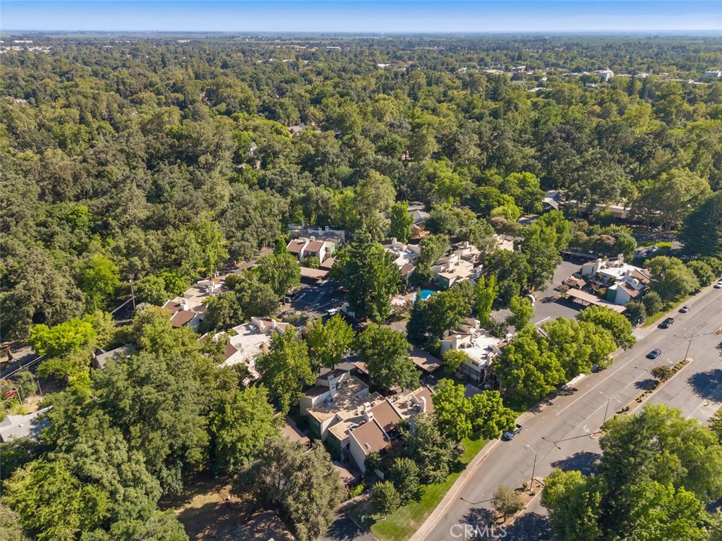 555 Vallombrosa Avenue 55