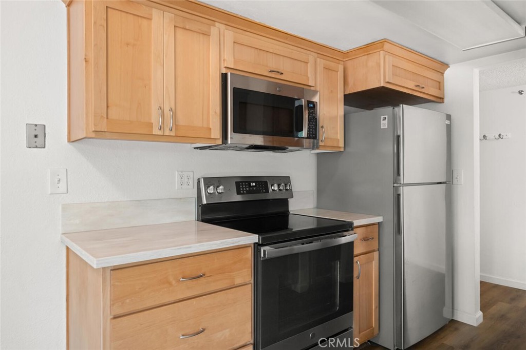 555 Vallombrosa Avenue 55