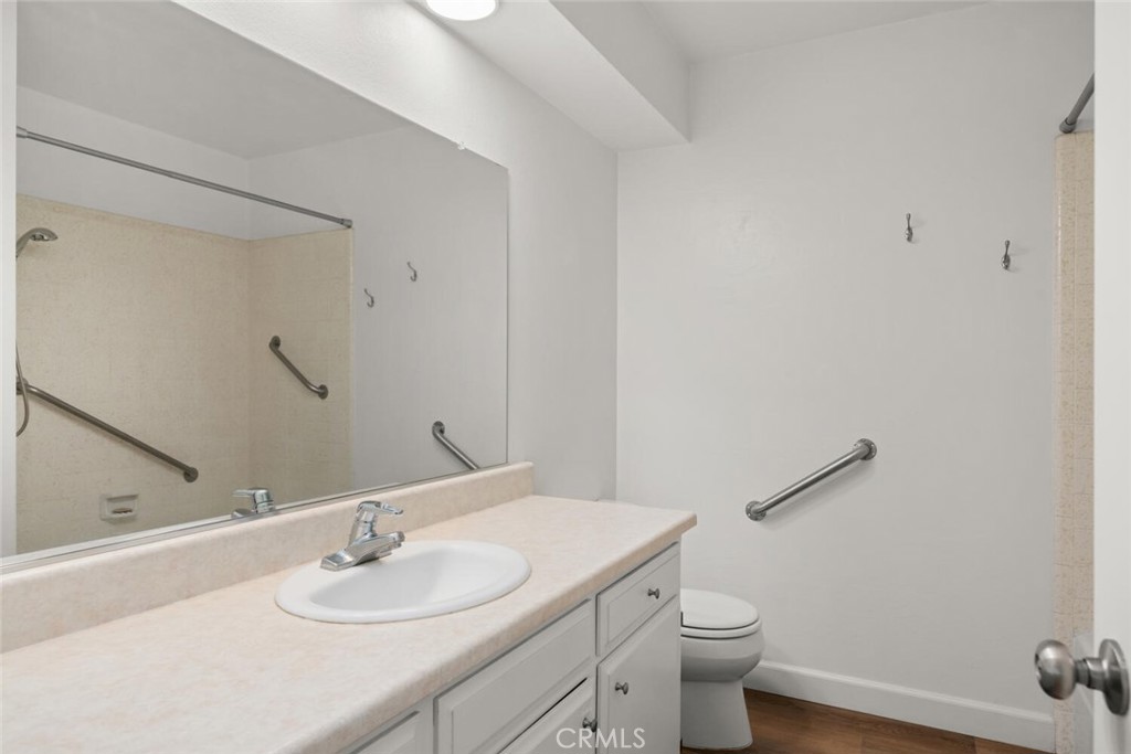 555 Vallombrosa Avenue 55