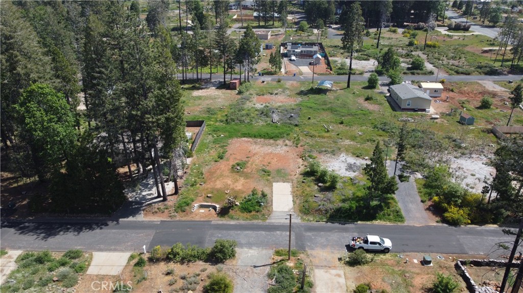 14002 Pineland Circle