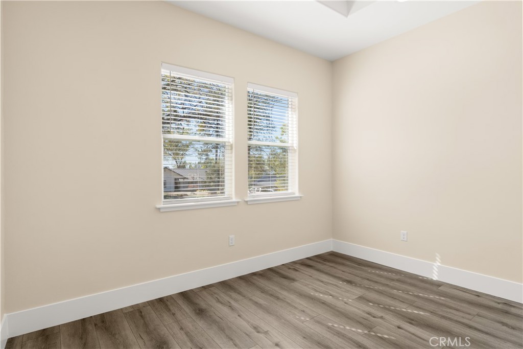 3997 Skyview