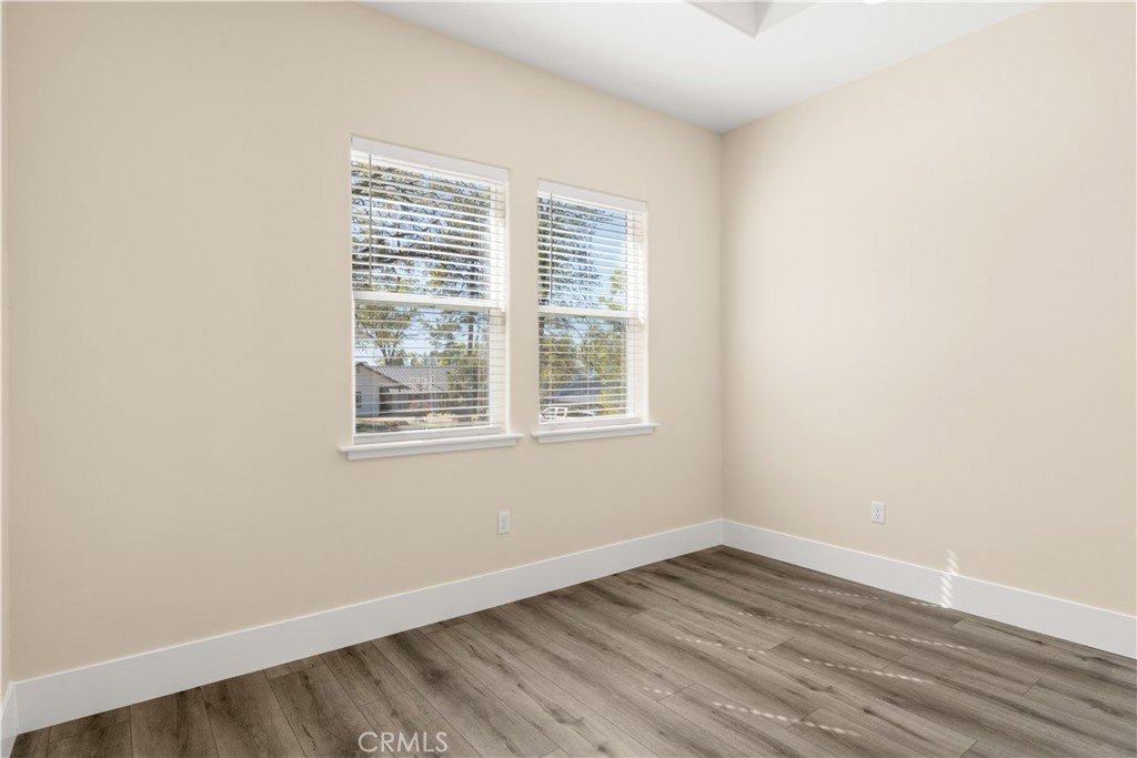 3997 Skyview