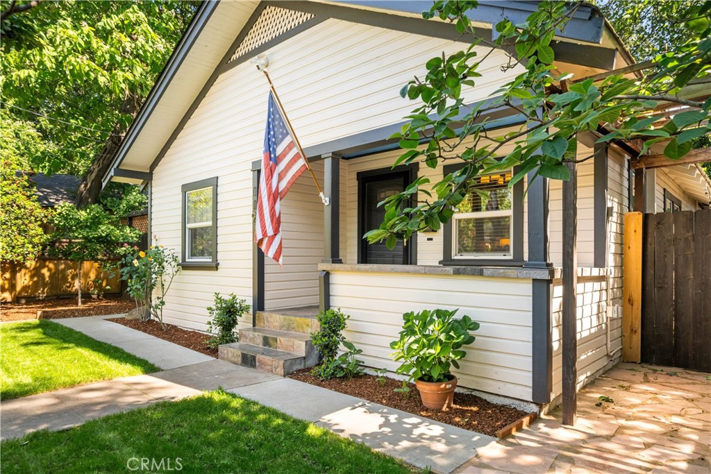 119 W 11th Avenue